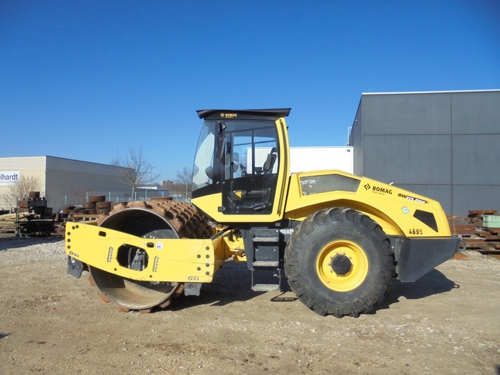 Bomag Walzenzug BW 213 PDH-5