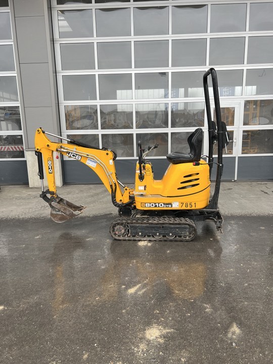 JCB Kompaktbagger 8010