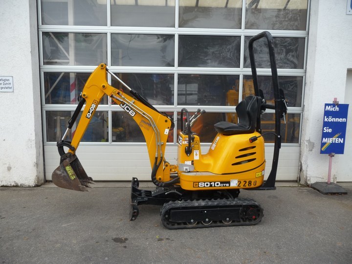 JCB Kompaktbagger 8010
