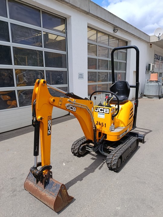 JCB Kompaktbagger 8010