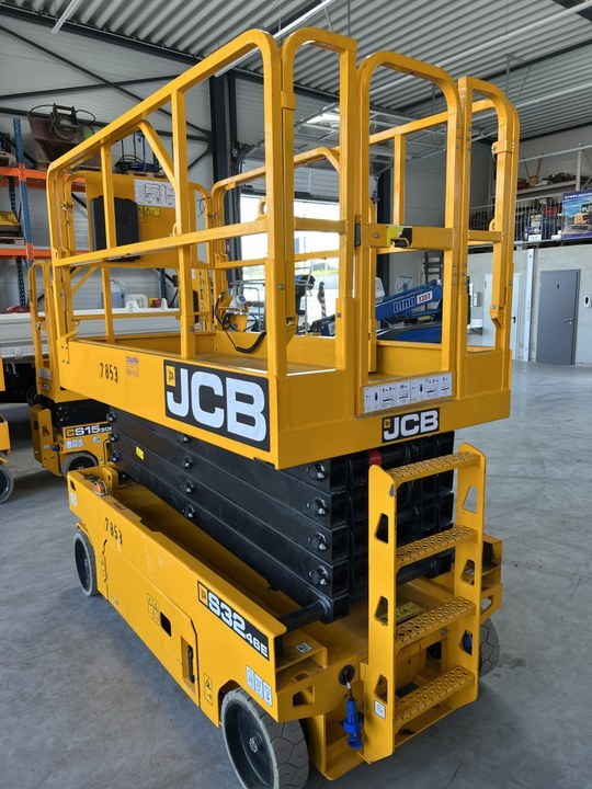 JCB Scherenarbeistbühne S 3246 E