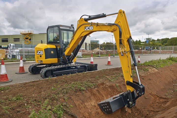 Kompaktbagger JCB 67 C